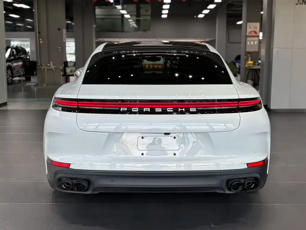 Porsche Panamera — фото 7