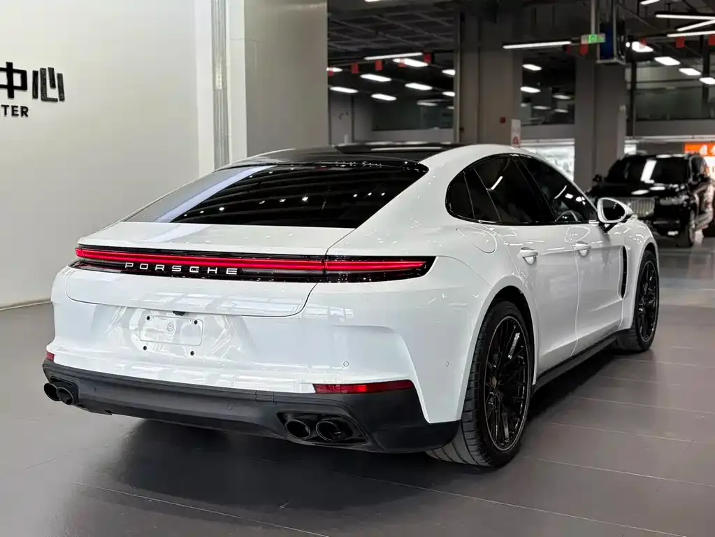 Porsche Panamera — фото 10