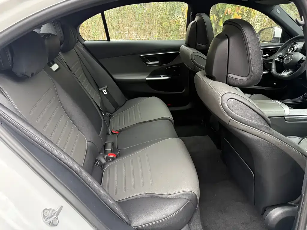 Mercedes-Benz C-Class 2023 из CN, фото 5