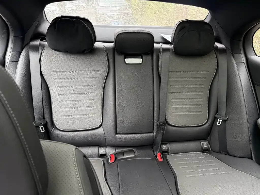 Mercedes-Benz C-Class 2023 из CN, фото 4