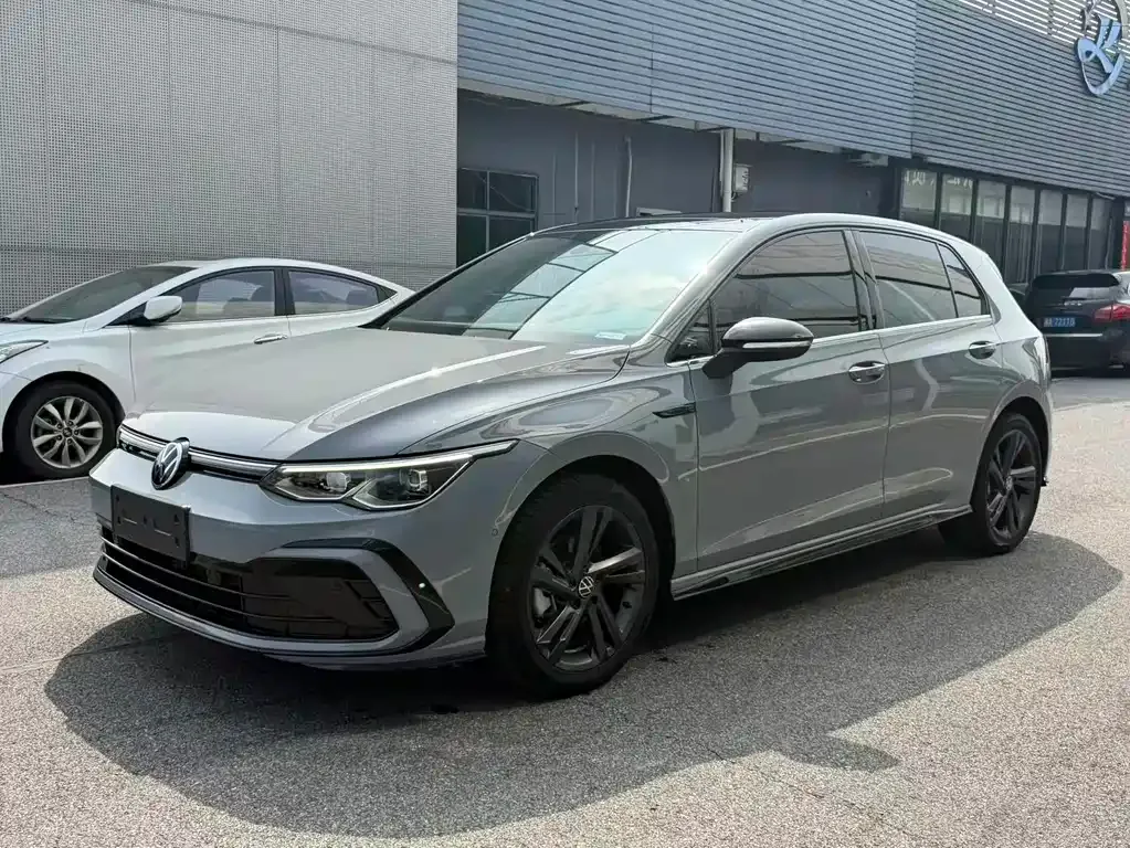 Volkswagen Golf 2022 из CN, фото 1