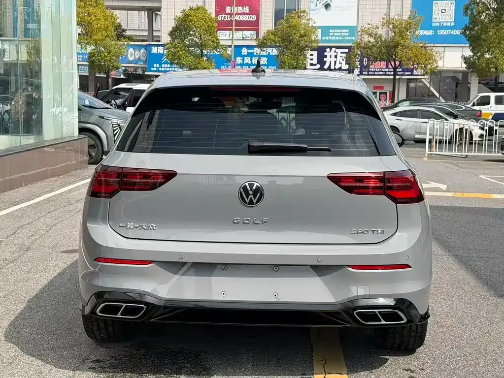 Volkswagen Golf 2022 из CN, фото 7