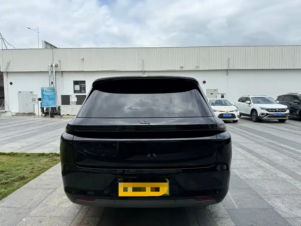 Li Auto L8 2025 из CN, фото 4