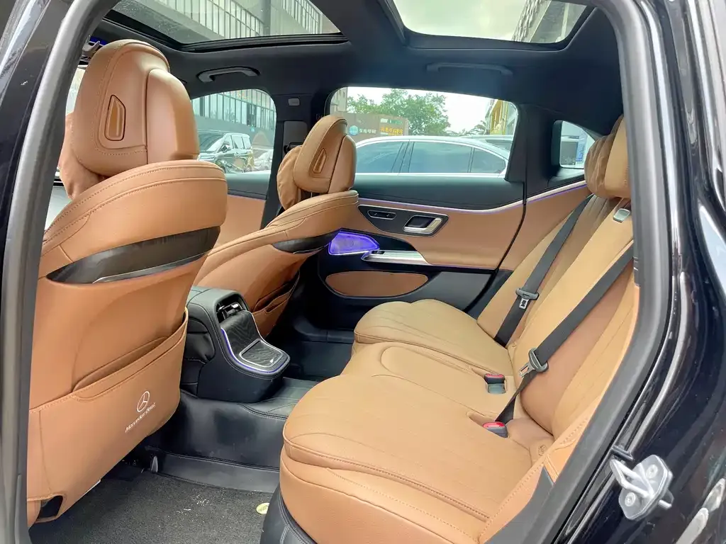 Mercedes-Benz E-Class 2026 из CN, фото 3