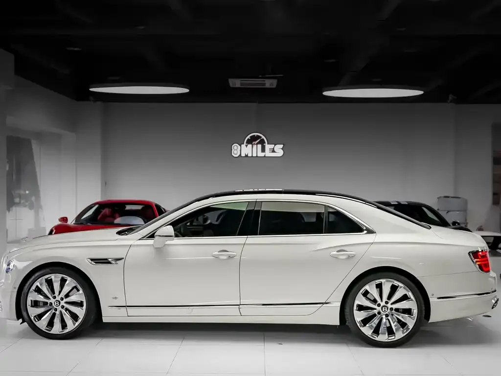 Bentley Flying Spur 2022 из CN, фото 2