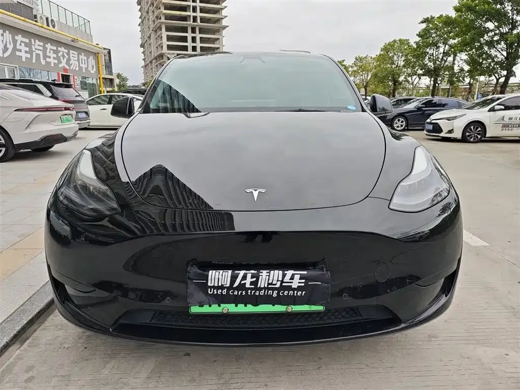 Tesla Model Y 2023 из CN, фото 8