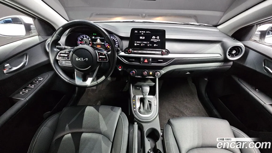 Kia K3 2023 из KR, фото 2