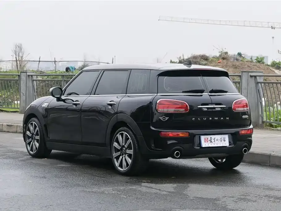 MINI Clubman — фото 2
