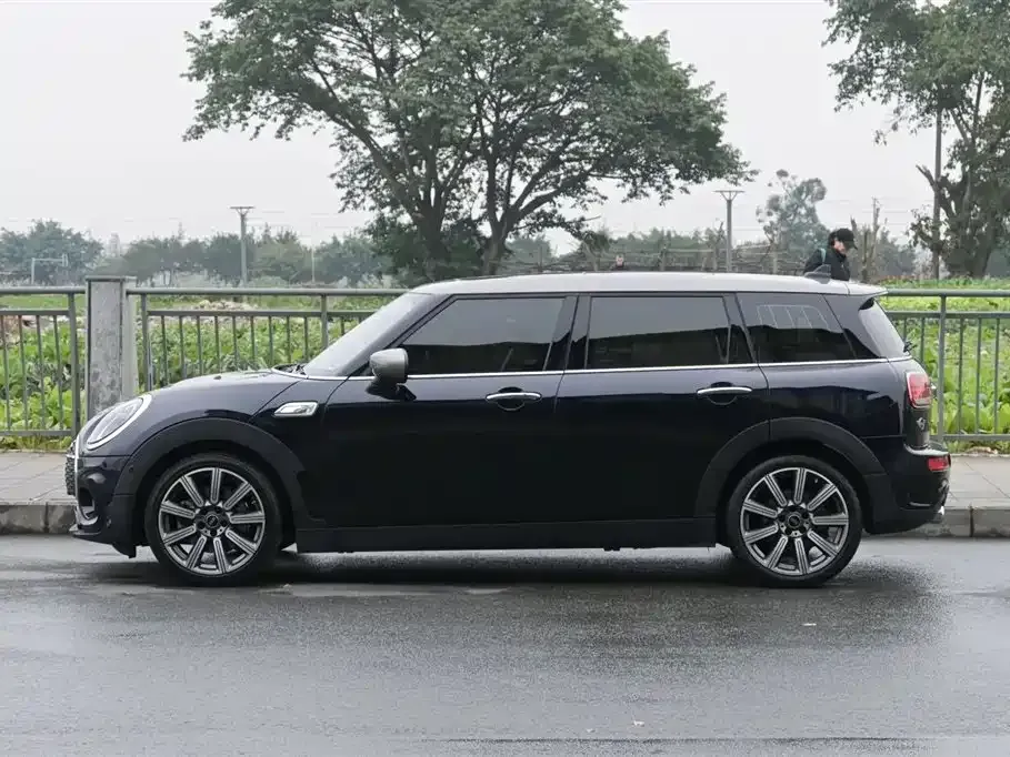 MINI Clubman — фото 10