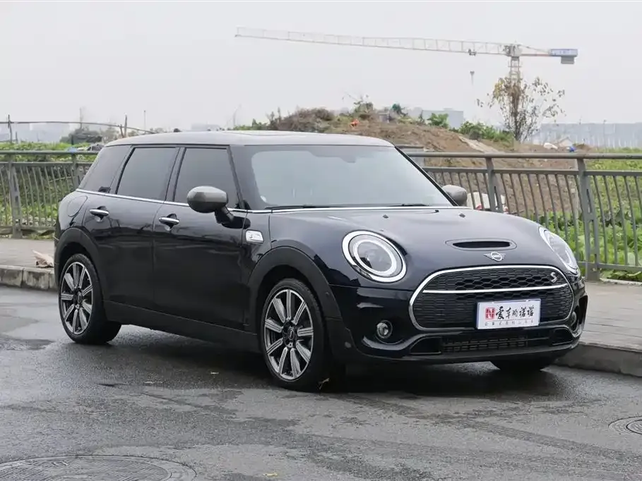 MINI Clubman — фото 6