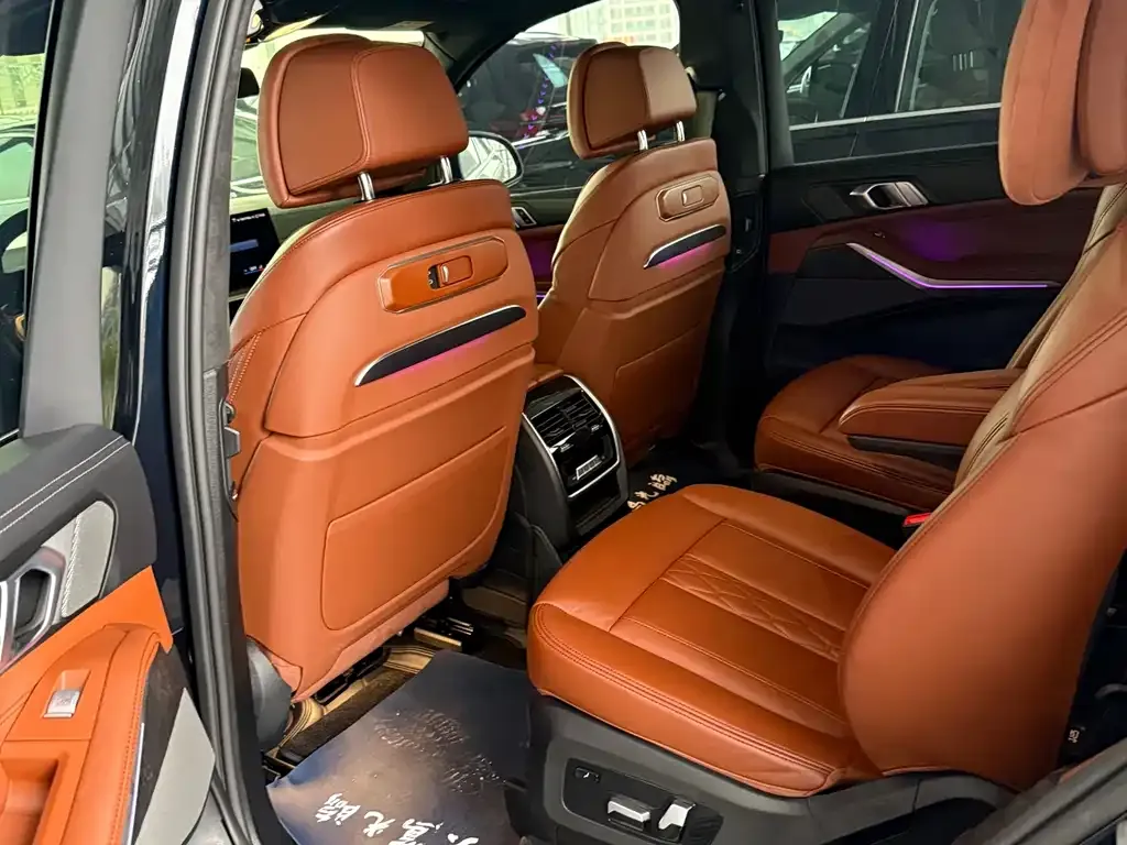BMW X7 2024 из CN, фото 6