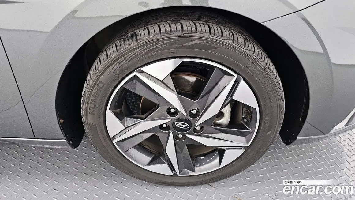 Hyundai AVANTE — фото 10