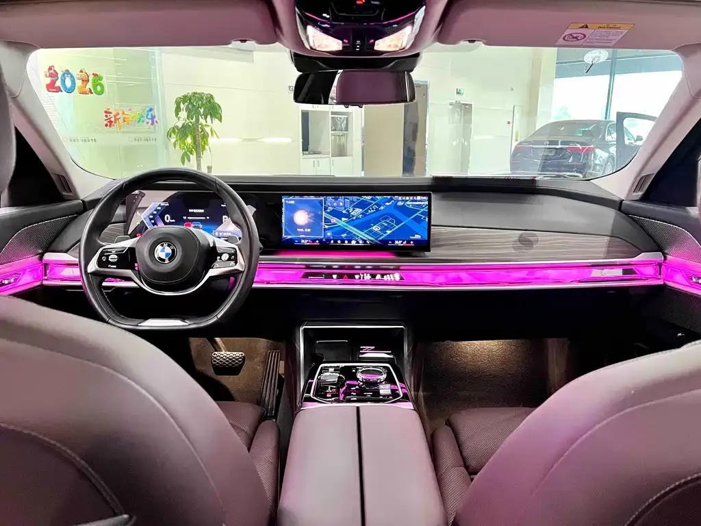 BMW 7 Series 2024 из CN, фото 3