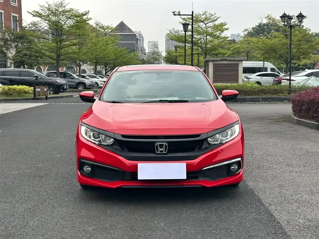 Honda Civic — фото 10