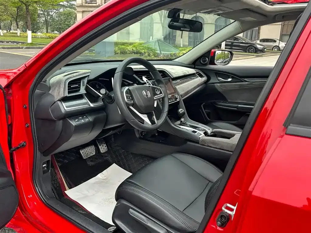 Honda Civic — фото 2