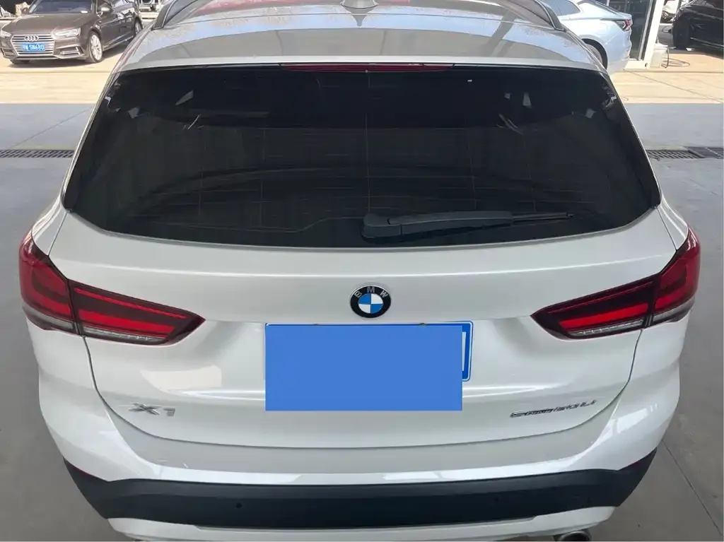 BMW X1 — фото 2