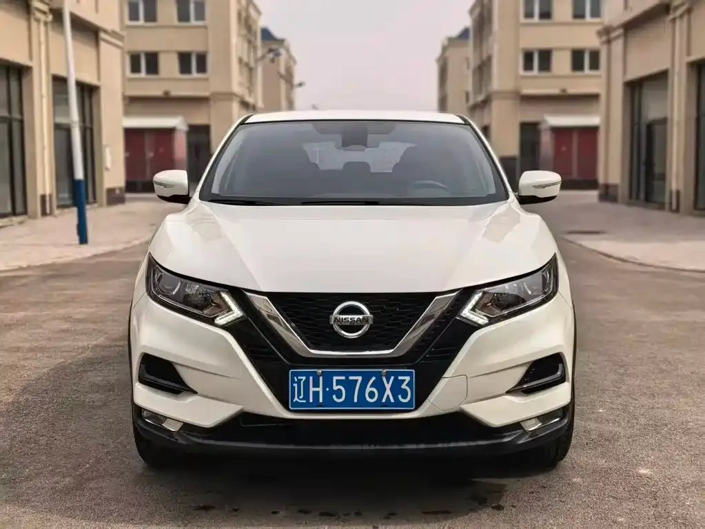 Nissan Qashqai — фото 6