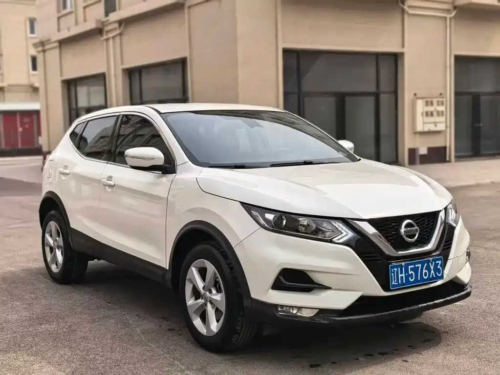 Nissan Qashqai — фото 4