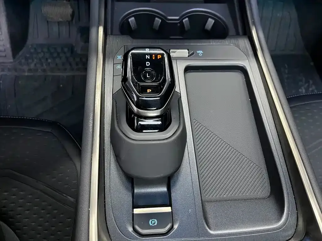 Ford Edge 2024 из CN, фото 6