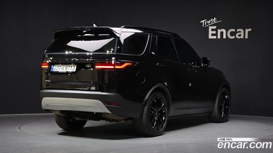 Land Rover Discovery 2023 из KR, фото 2