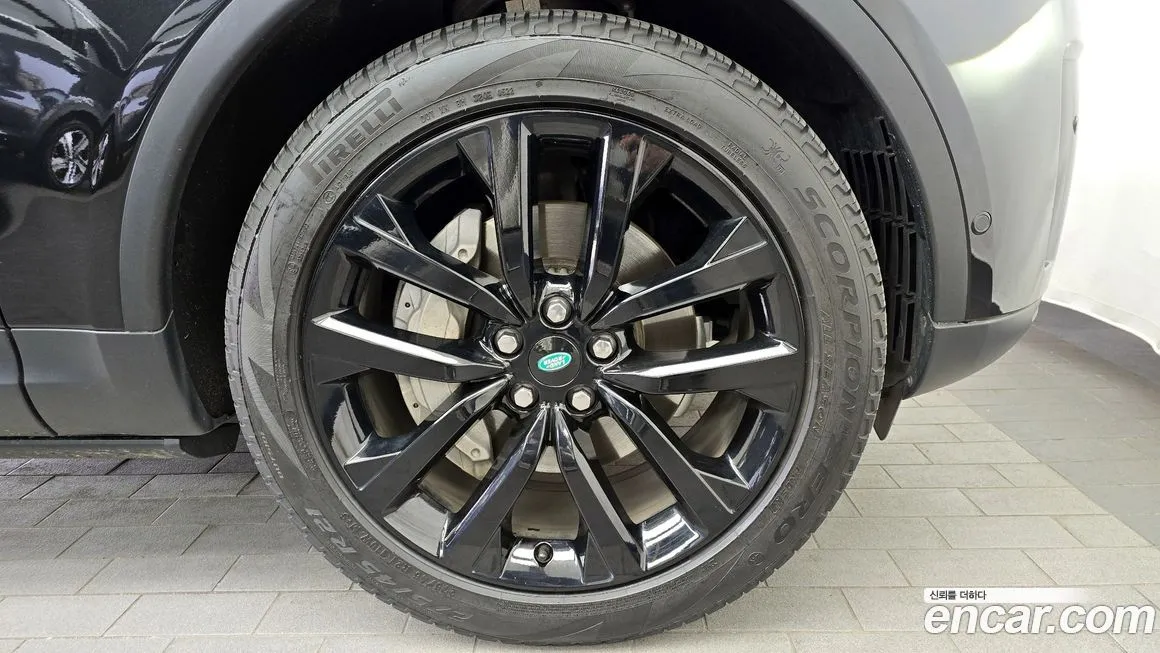 Land Rover Discovery 2023 из KR, фото 4
