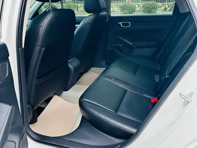 Honda Civic 2024 из CN, фото 2