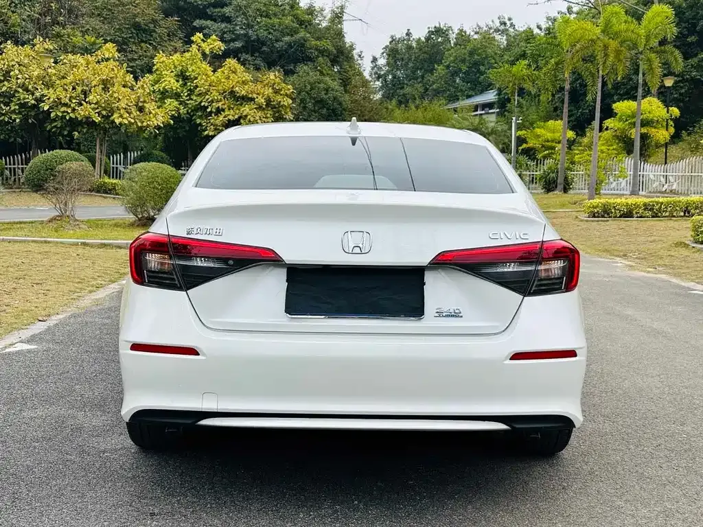 Honda Civic 2024 из CN, фото 5