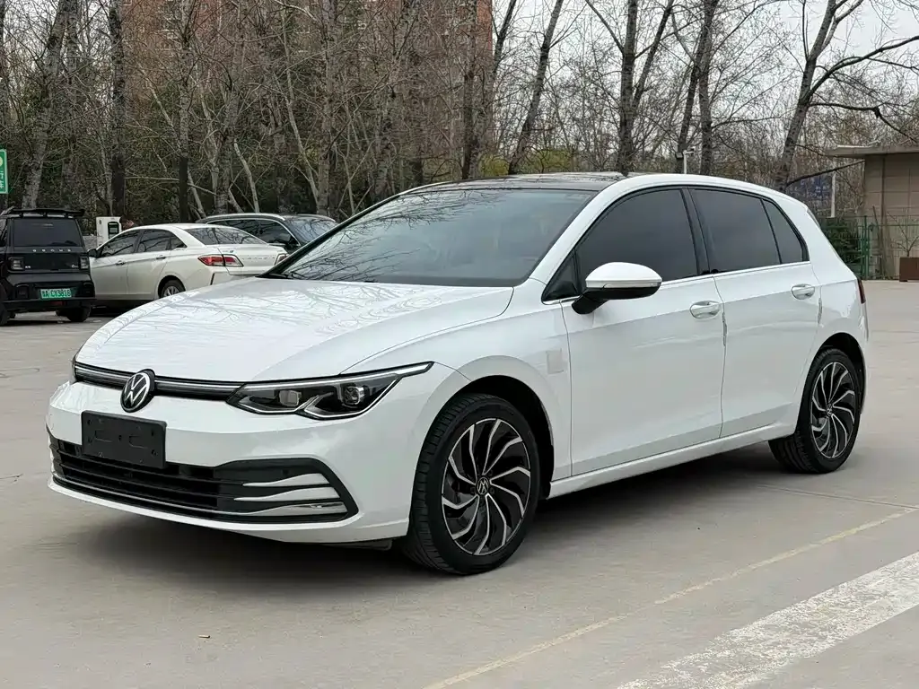 Volkswagen Golf 2021 из CN, фото 1