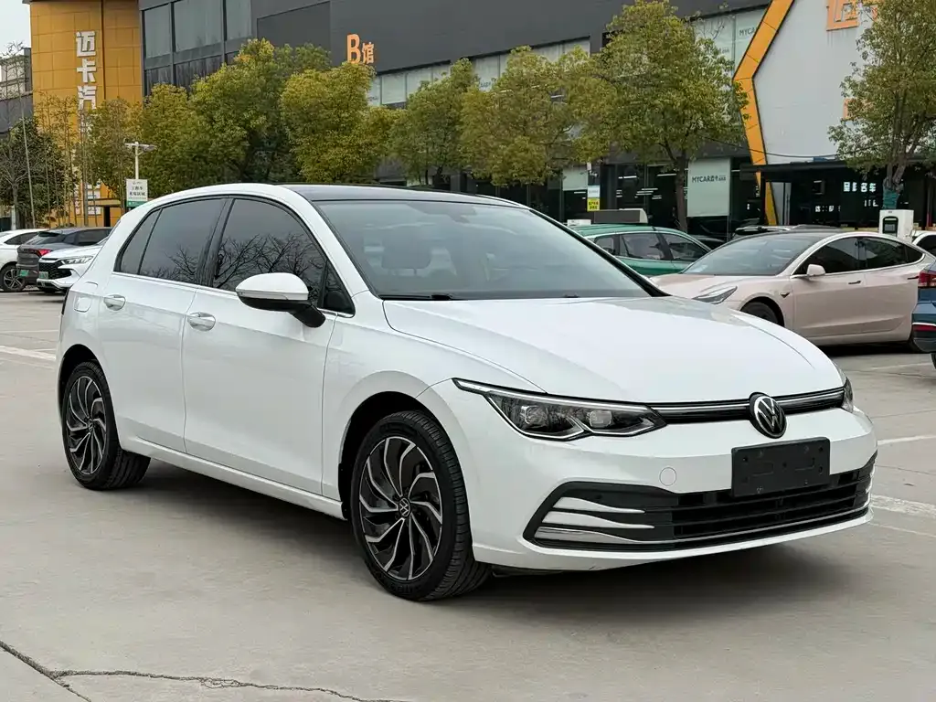 Volkswagen Golf 2021 из CN, фото 4