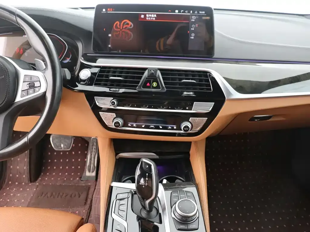 BMW 6 Series GT — фото 10
