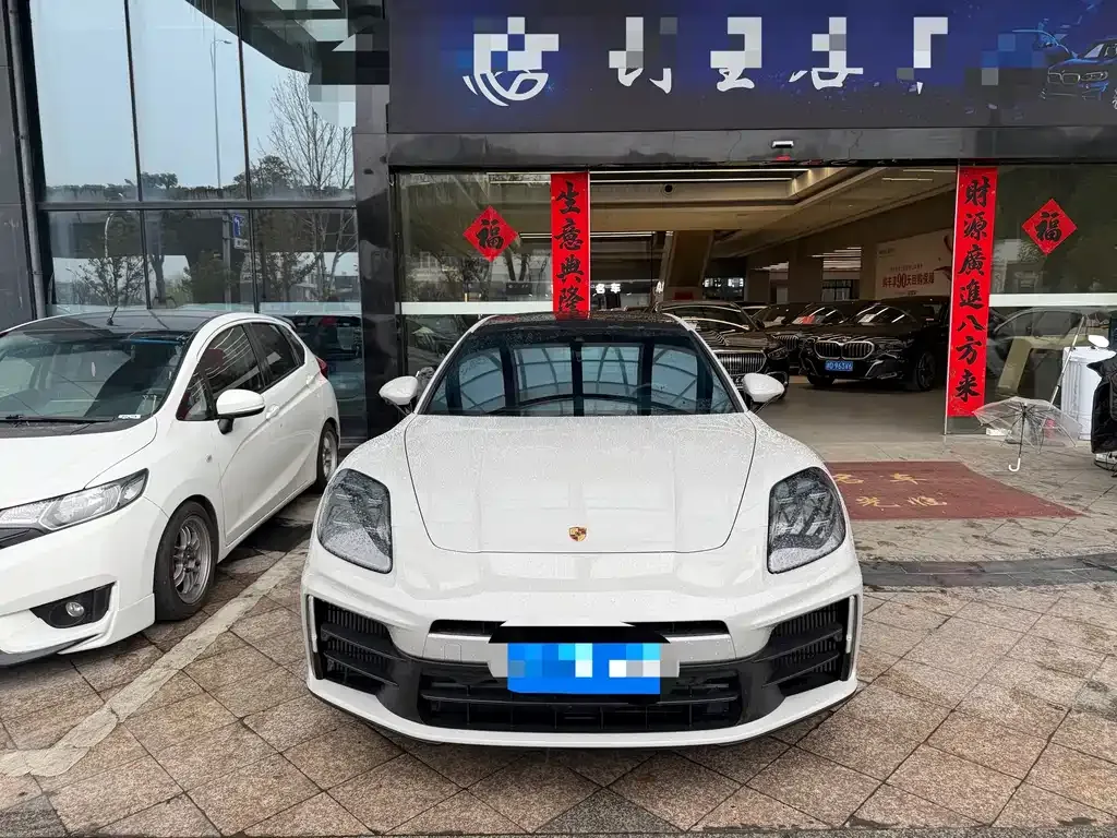 Porsche Panamera 2025 из CN, фото 5