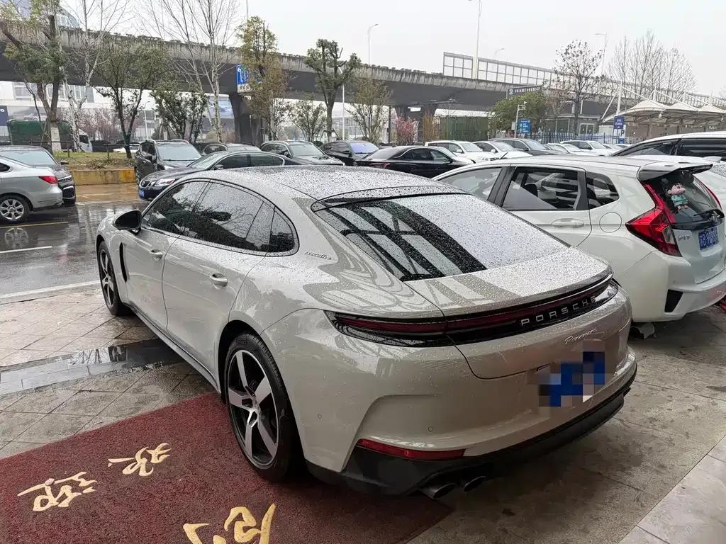 Porsche Panamera 2025 из CN, фото 6