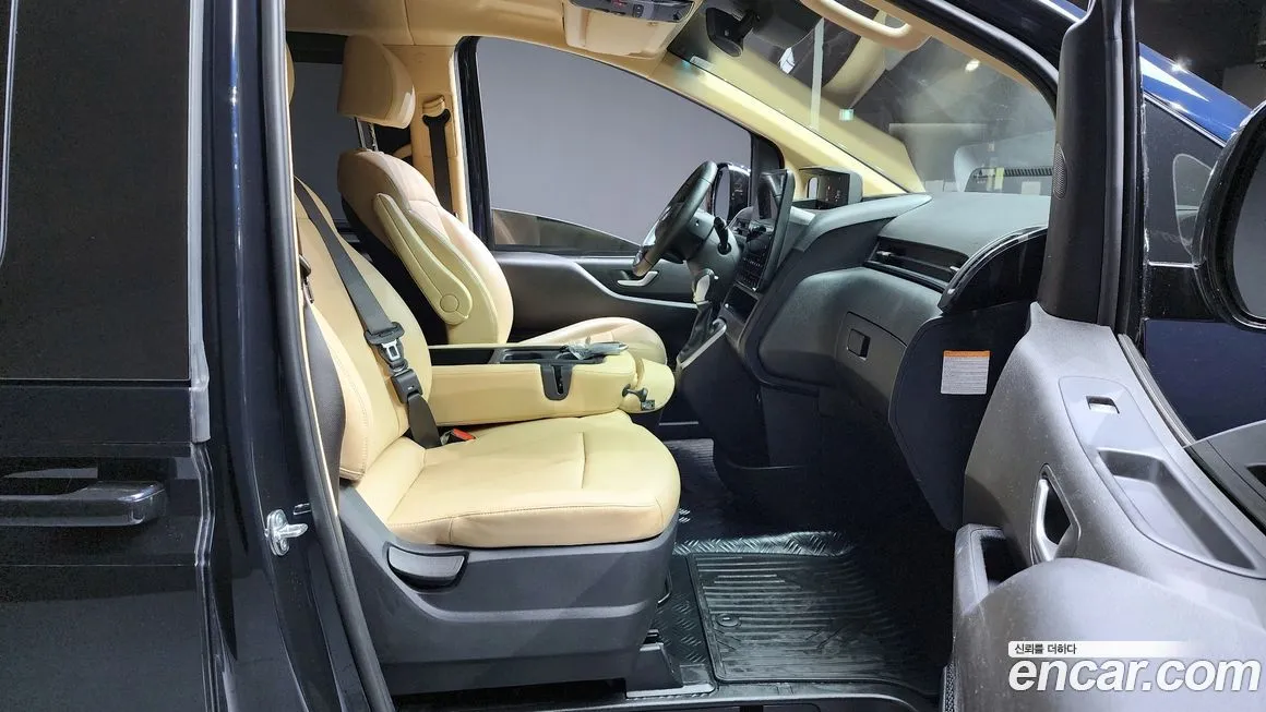 Hyundai Staria 2025 из KR, фото 10