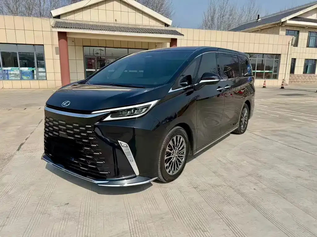 Lexus LM 2024 из CN, фото 1