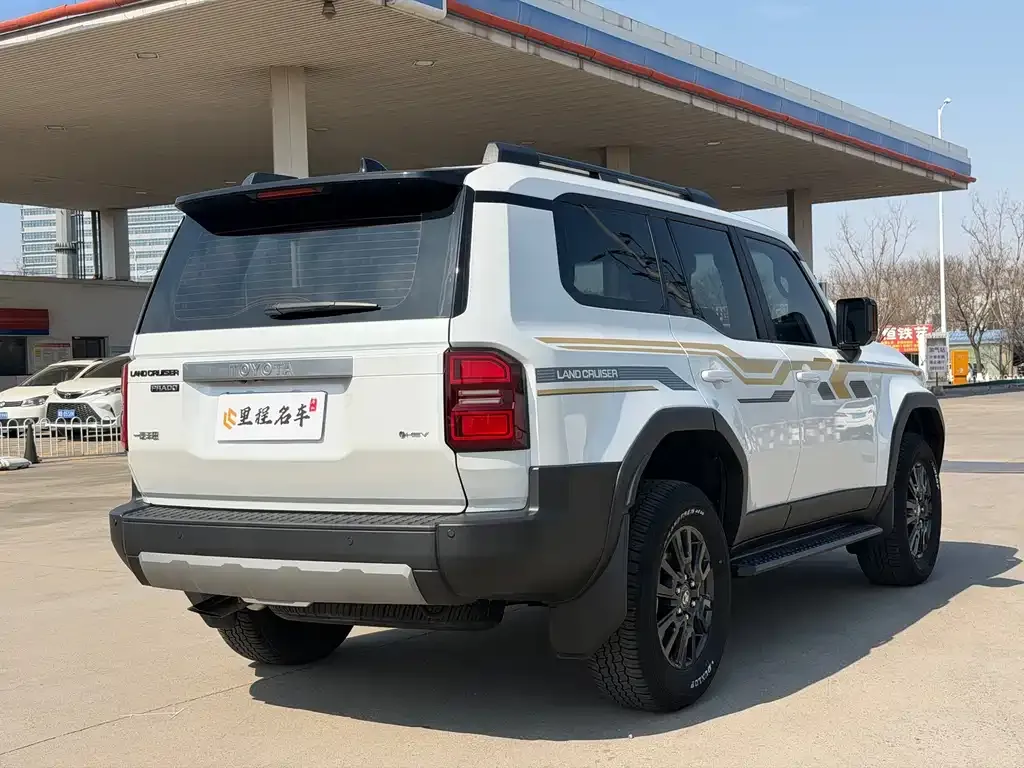 Toyota Prado 2025 из CN, фото 4