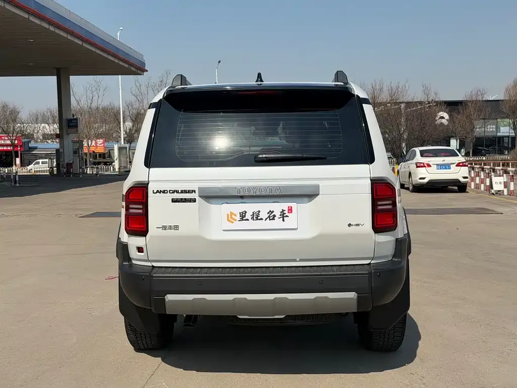 Toyota Prado 2025 из CN, фото 9