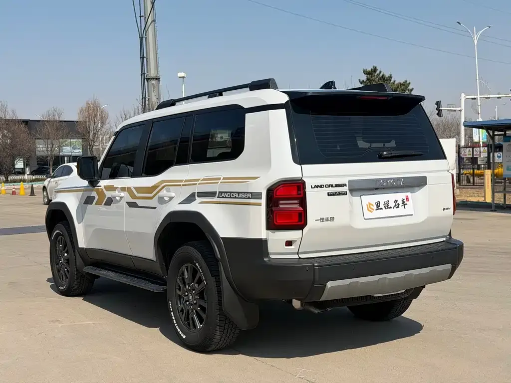 Toyota Prado 2025 из CN, фото 8