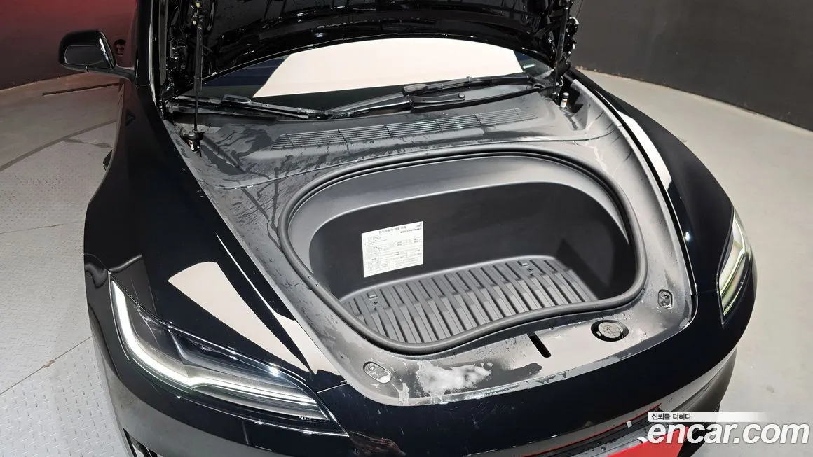 Tesla Model 3 2025 из KR, фото 4
