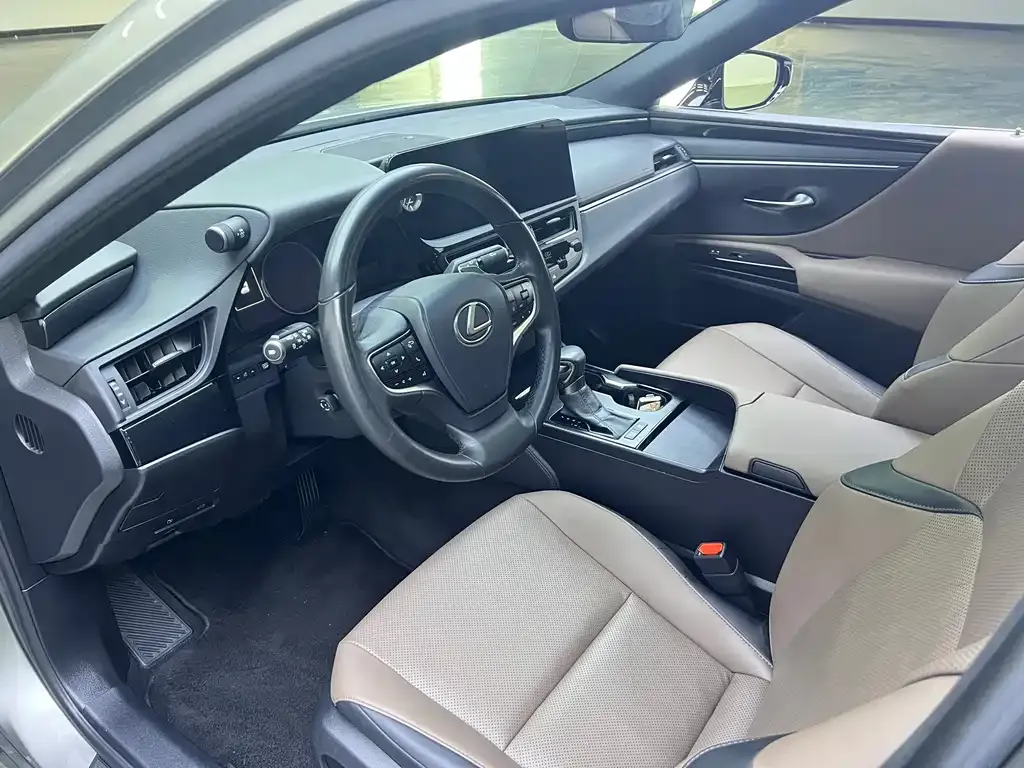 Lexus ES 2023 из CN, фото 9