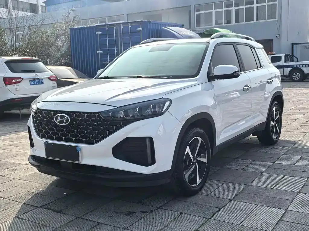 Hyundai ix35 — фото 1