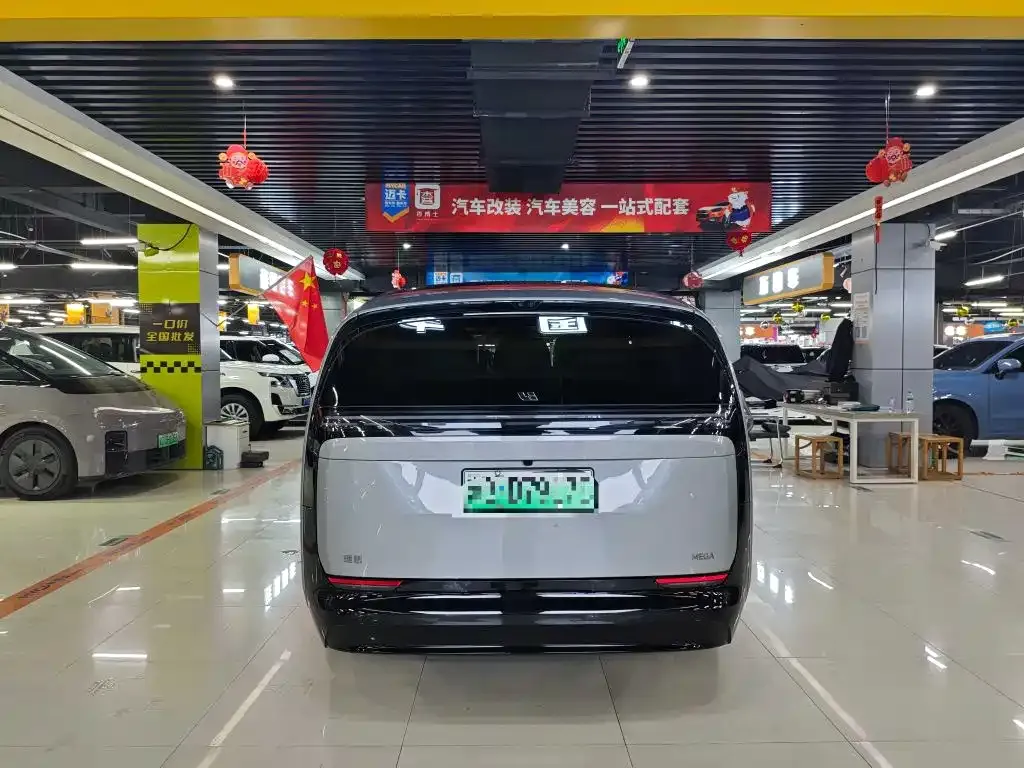 Li Auto MEGA 2024 из CN, фото 4