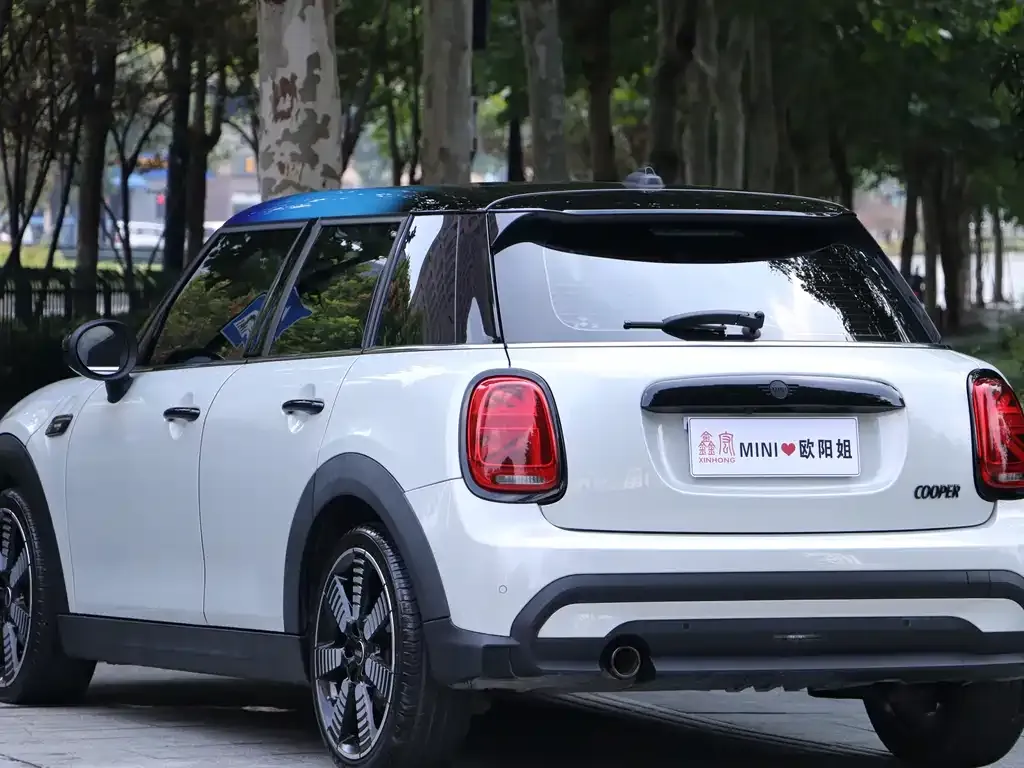 MINI Cooper (3-door) 2022 из CN, фото 4