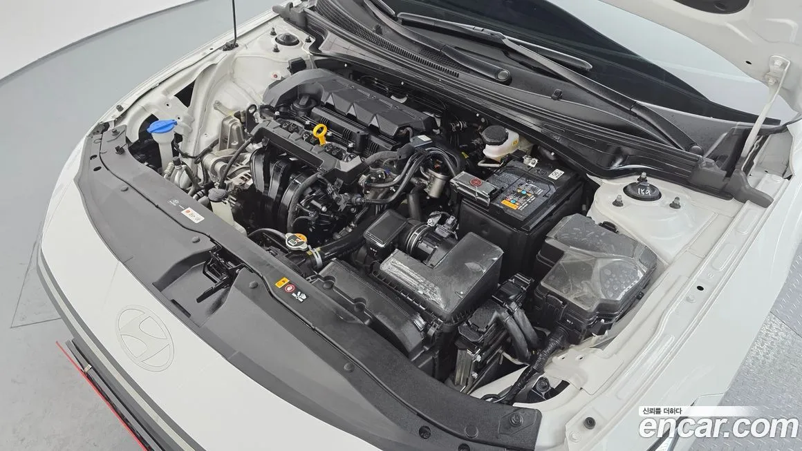 Hyundai AVANTE 2024 из KR, фото 3