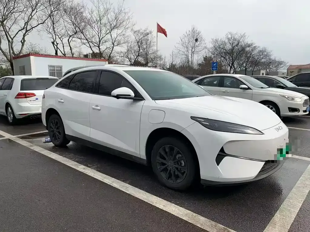 BYD e7 2025 из CN, фото 7