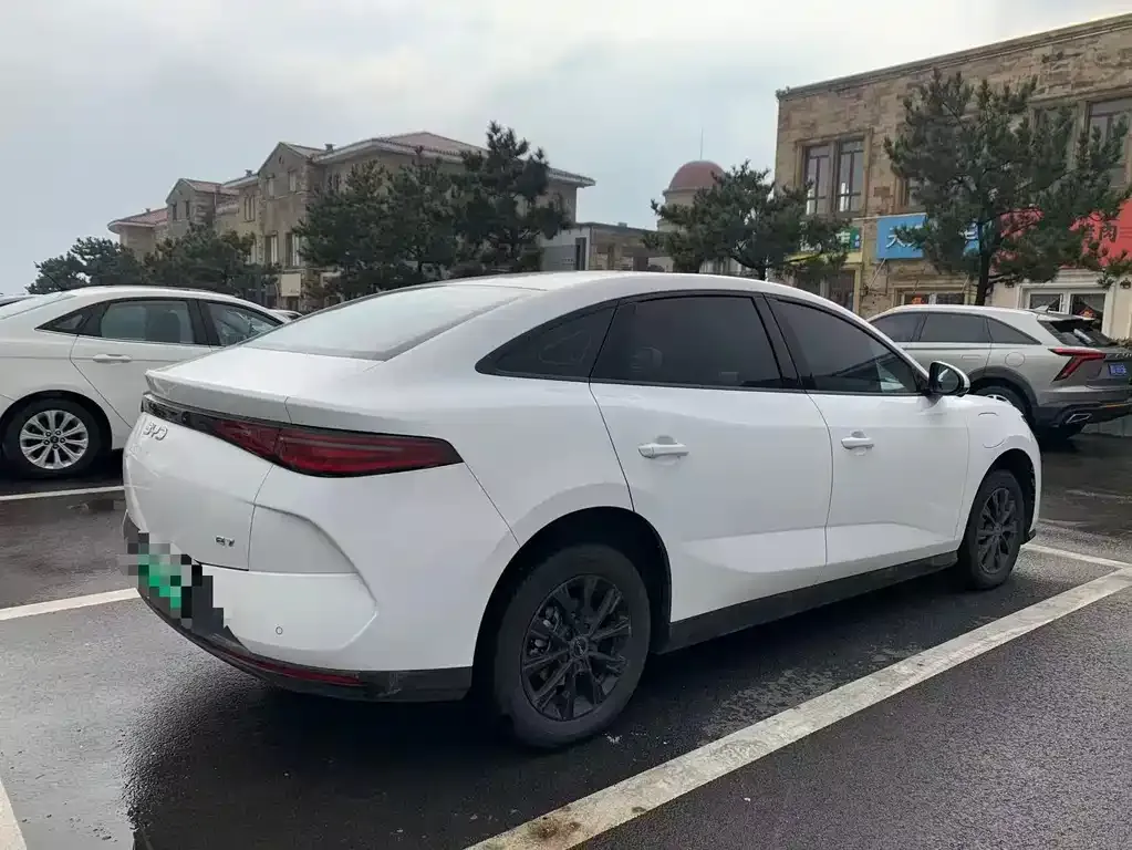 BYD e7 2025 из CN, фото 3