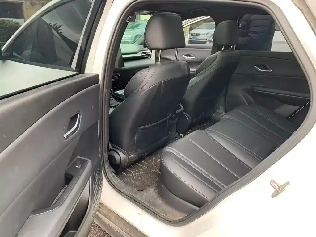 BYD e7 2025 из CN, фото 9