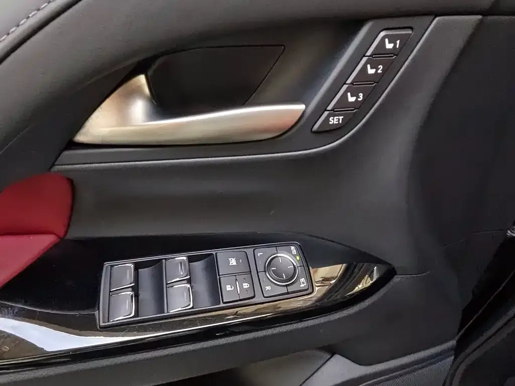 Lexus LX 2025 из CN, фото 3