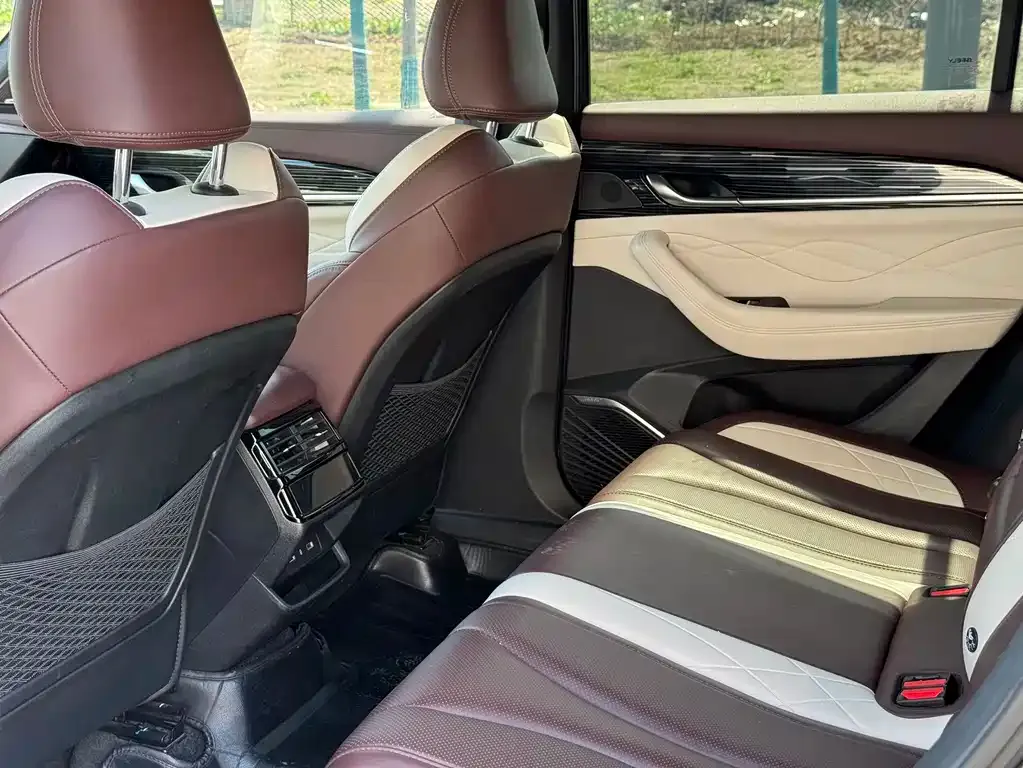 Geely Xingyue L 2022 из CN, фото 8