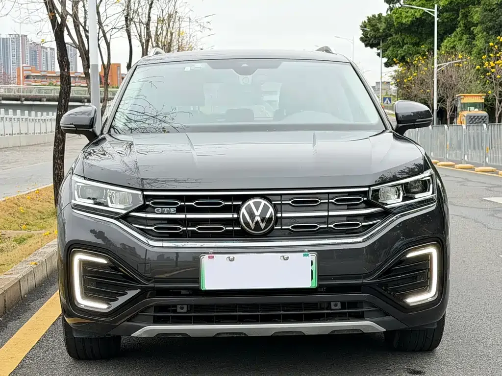 Volkswagen GTE PHEV 2021 из CN, фото 2