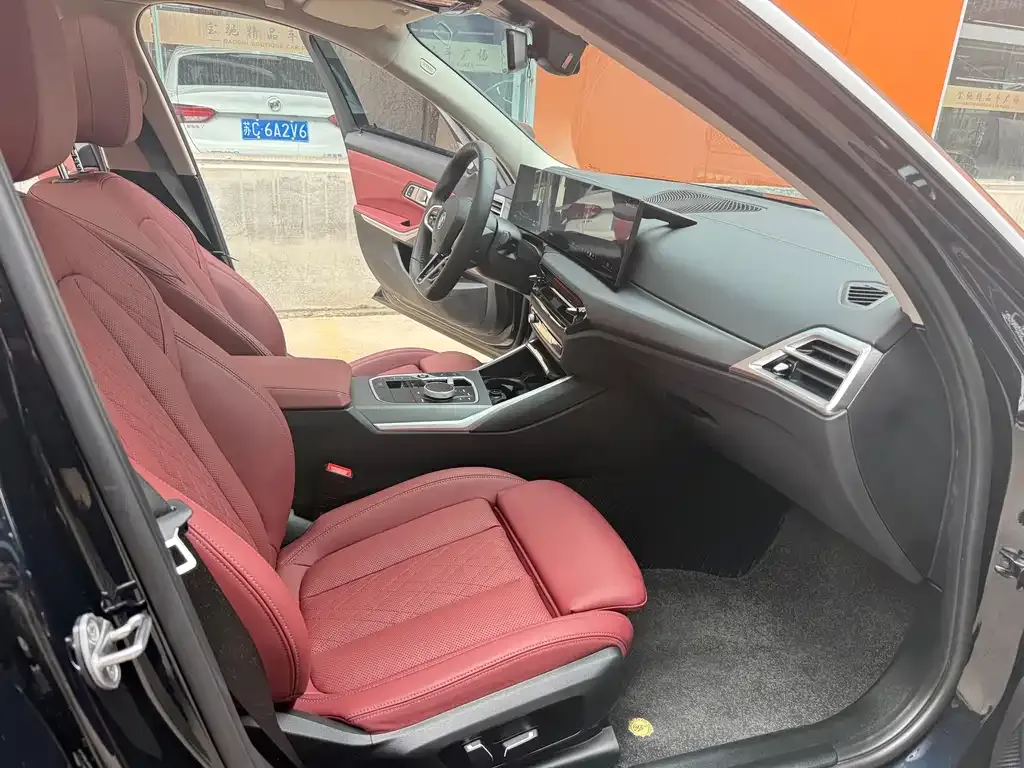 BMW i3 2025 из CN, фото 2
